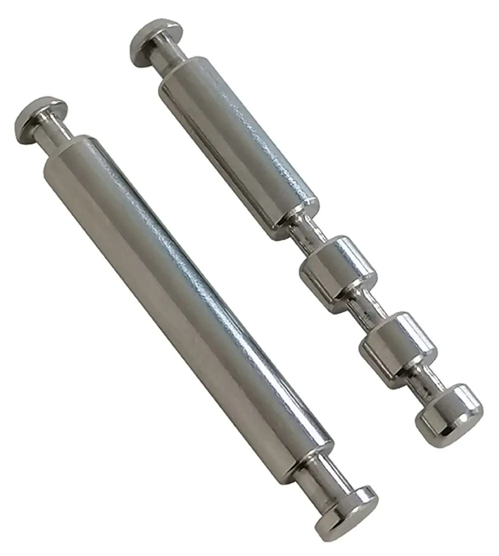 Zwei metallische Kolben, einer länglich und der andere kürzer mit mehreren Segmenten, auf hellem Hintergrund. Produkte der Marke Syr, geeignet für spezifische Anwendungen.